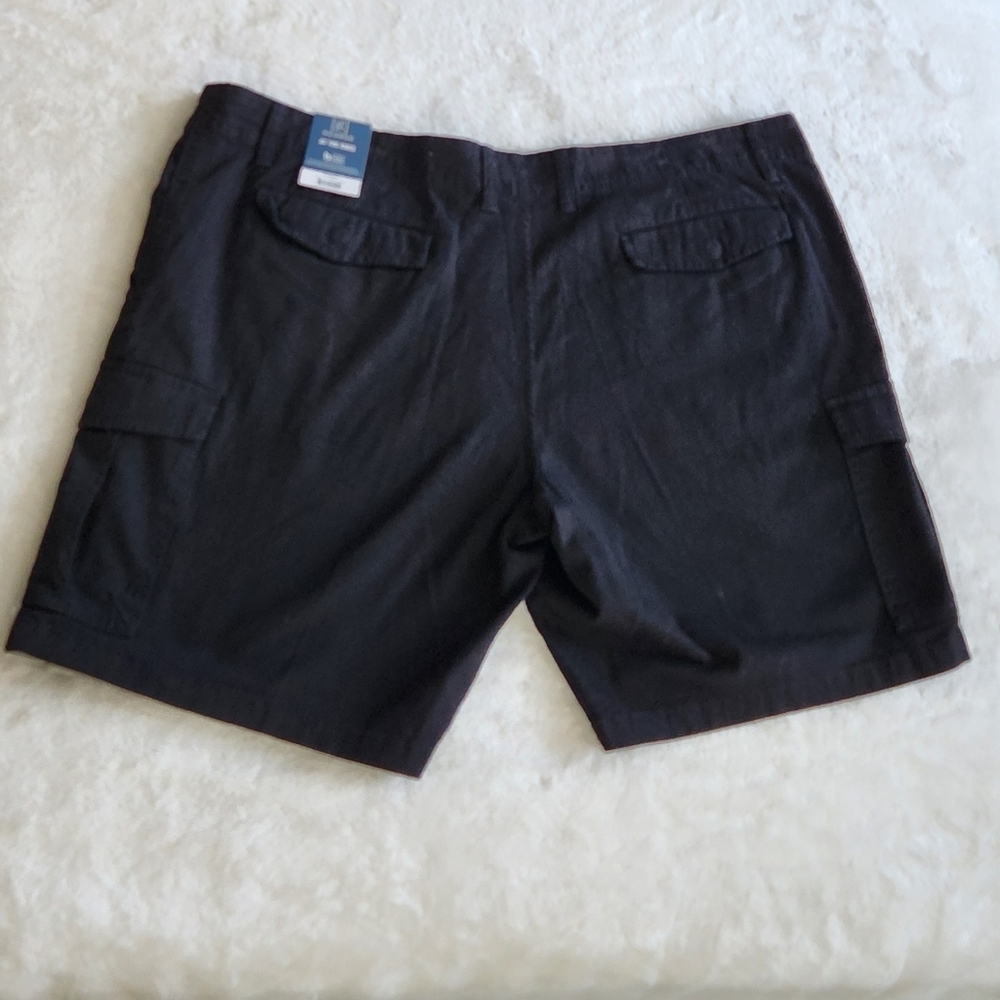 🩳George Men’s Black Cargo Shorts – Size 44 – 10” Inseam – NWT Above the Knee - Picture 2 of 16